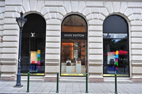 negozio louis vuitton budapest|louis vuitton budapest locations.